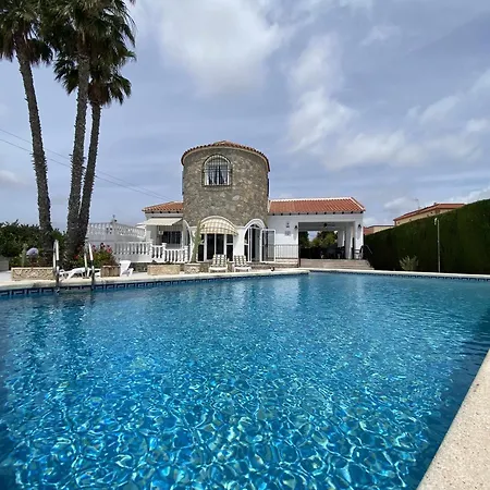 Magnifica Con Piscina Privada La Mata (Torrevieja)